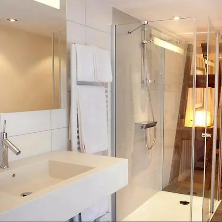 Logis Ettenheim 4*
