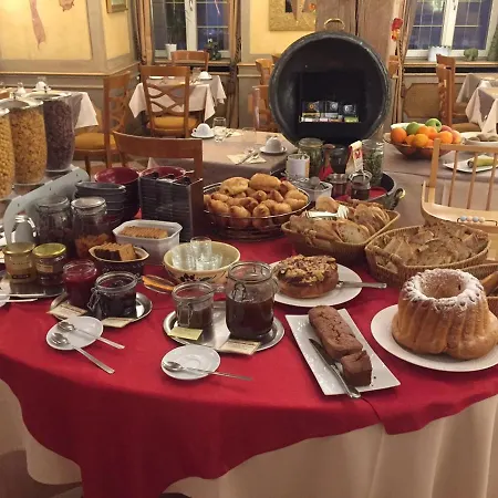 Hotel Logis Ettenheim 4*